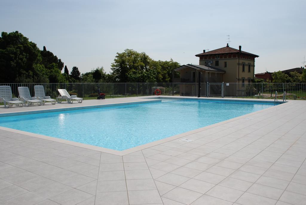 Villaggio Esmera Desenzano del Garda Kültér fotó