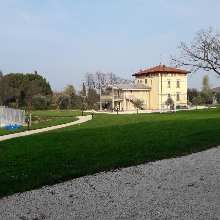 Villaggio Esmera Desenzano del Garda Kültér fotó